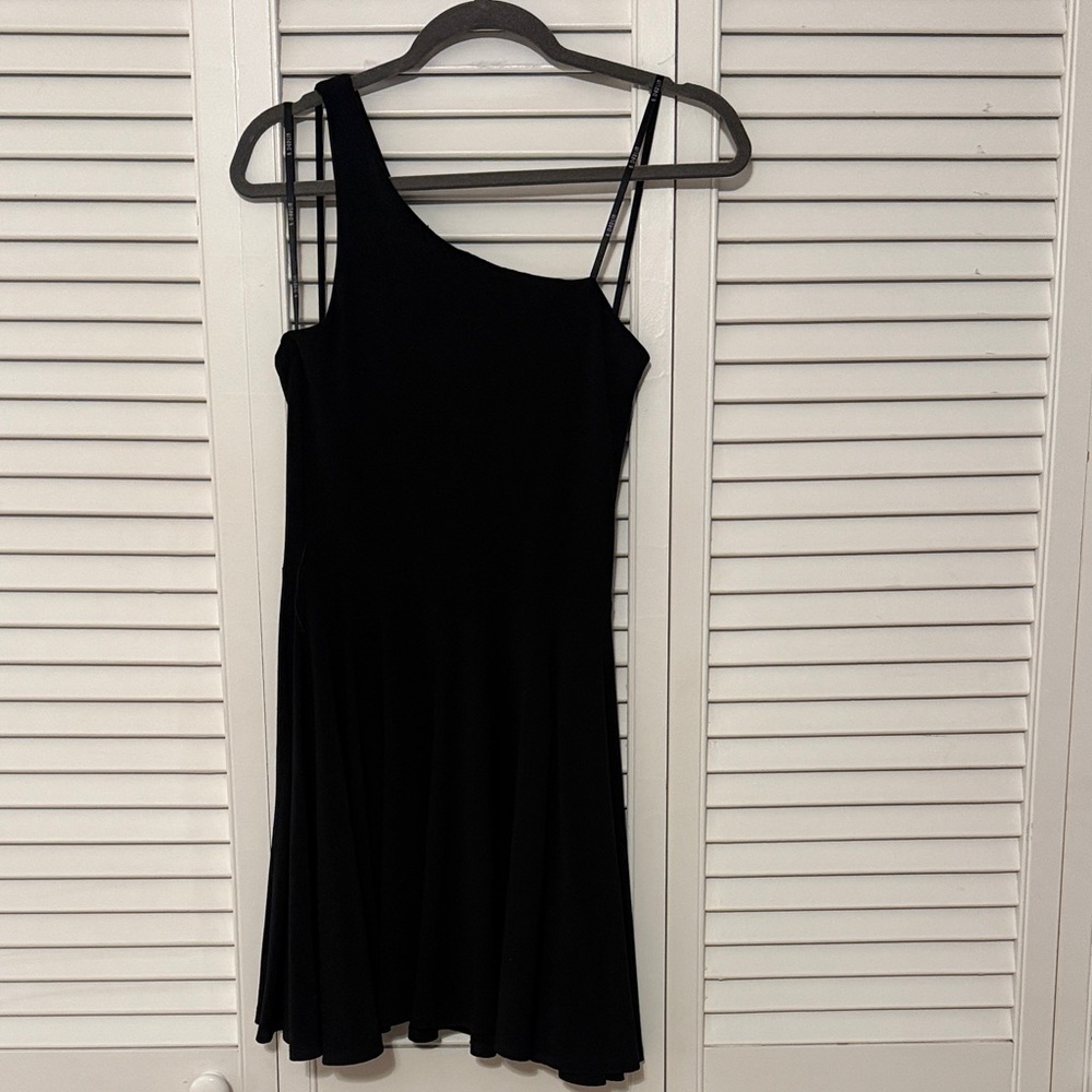 B. Darlin Elegant Black Asymmetrical Dress size 7/8